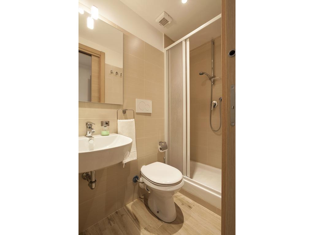 Dimora Vaticano Apartments Roma Phòng bức ảnh